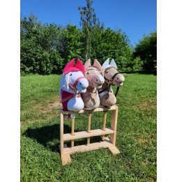 Hobby horse A3, cal alb pe băț