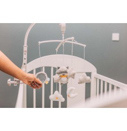 Zopa Carusel de pătuț Cioară
